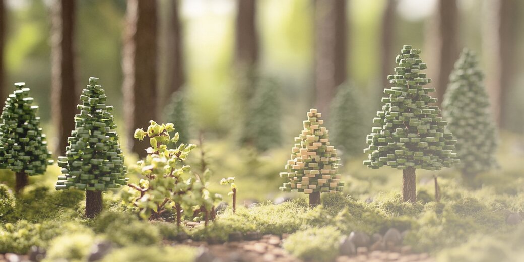 Symbolische Darstellung eines Waldes mit stilisierten Bäumen aus Holzpellets als Hinweis auf nachhaltige Biomasseenergie.