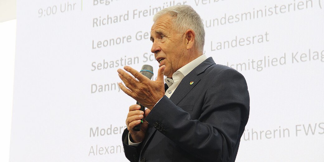 Richard Freimüller, Präsident des Verbands Wärmepumpe Austria, erläutert beim bösch Branchentalk zentrale Eckpunkte und Neuerungen rund um Wärmepumpen.