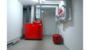 bösch Solaranlage liefert warmes Wasser und Wärme für Wohnhaus in Graz.